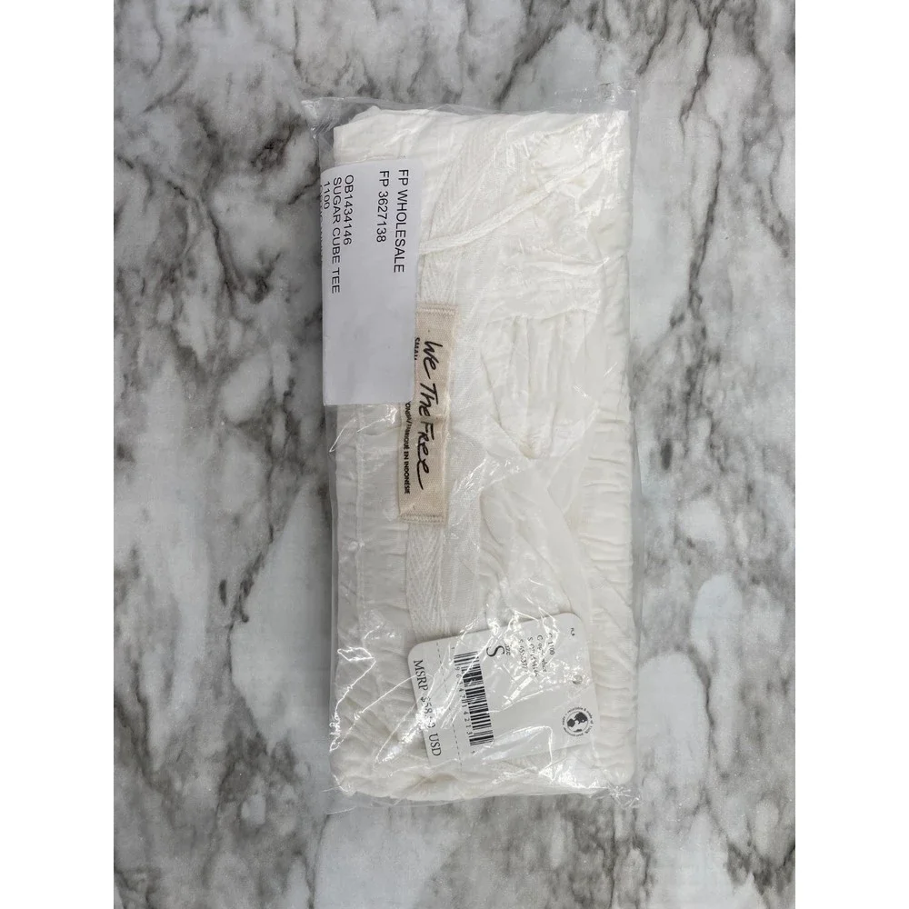 30 M Free People NWT Sugar Cube Crinkle Fabric Short Sleeve Tee Optic White Smal - Picture 10 of 12